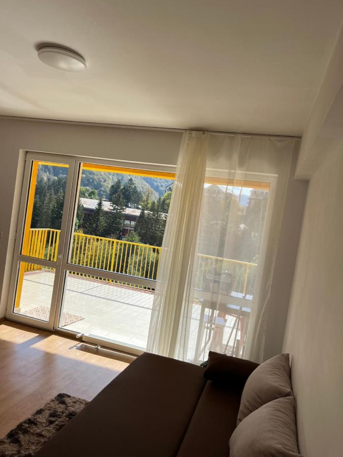 Anissia Apartament *